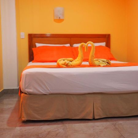 Hostal Espana Puerto Ayora  Exterior foto
