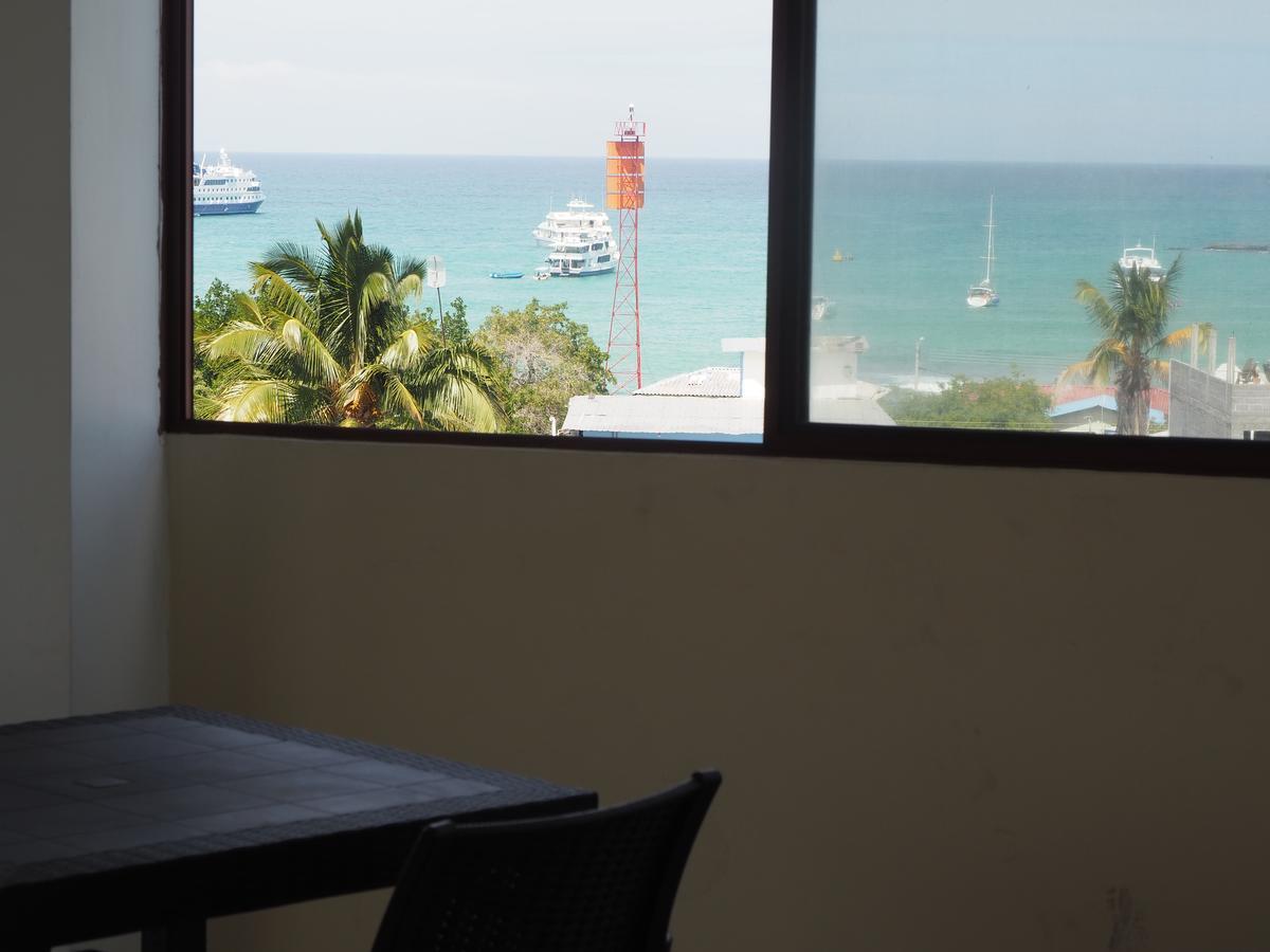 Hostal Espana Puerto Ayora  Exterior foto